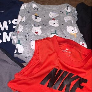 18-24 months lot - Boys - smoke/pet free home - multiple bds- short/long/tanks